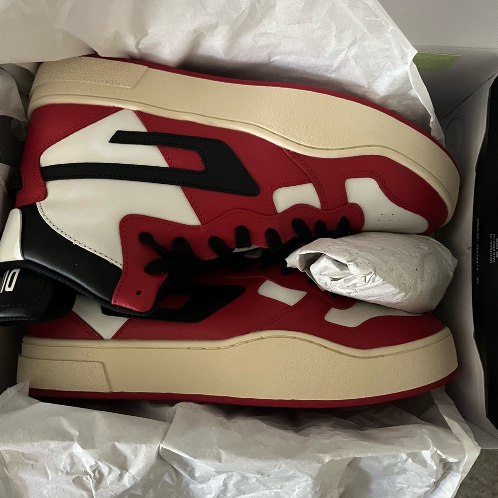 Diesel S- Ukiyo Mid Mars Red/ Star White/ Black